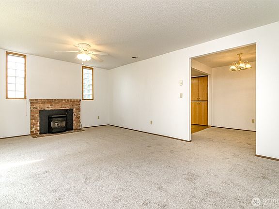 3rd image of 8206 S Alaska Street