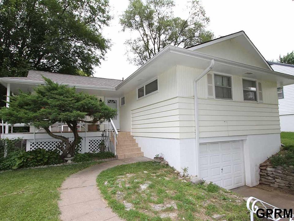 1st image of 107 Kirby Ave