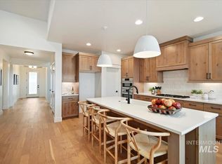 6739 N Adale Way, Meridian, ID 83646
