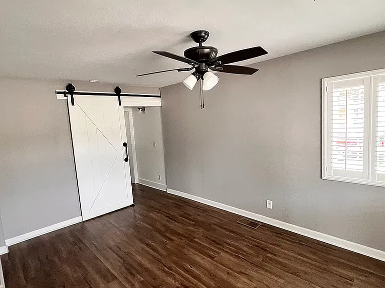 304 West St — Photo 10