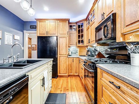 5th image of 31 Prince Albert St S