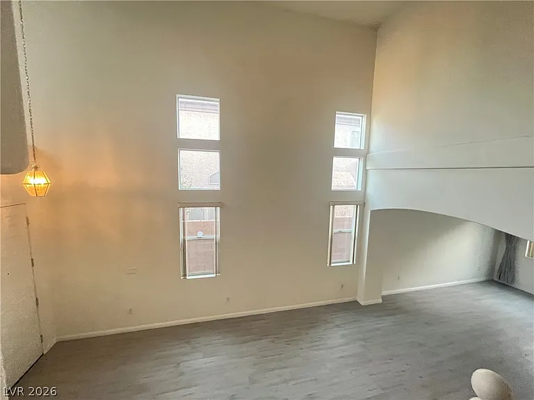 3889 Palm Island Ct — Photo 17