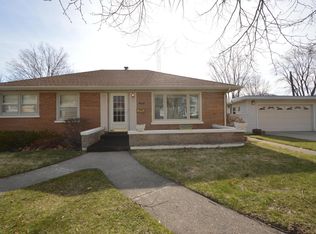 7805 7th Ave, Kenosha, WI 53143