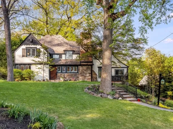 5 Fairview Ter, Maplewood Twp., NJ 07040