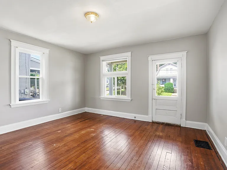 3784 Isabella Ave #1 — Photo 18