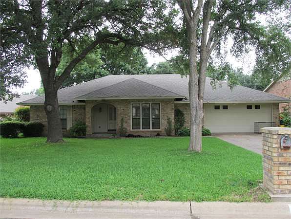 1st image of 4322 Woodstone Cir