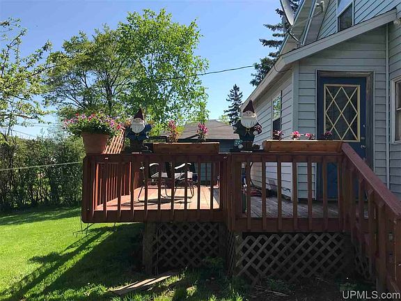 2nd image of 200 Isabella Ave