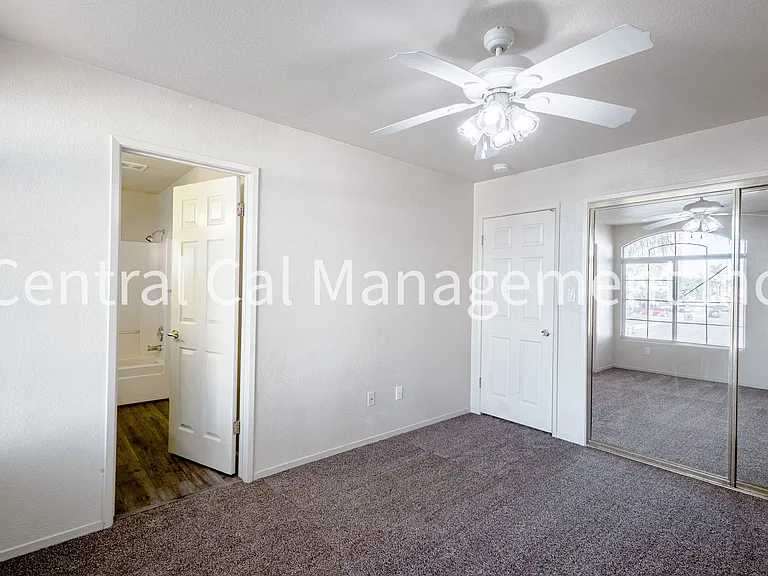 4000 Mariana Way — Photo 12