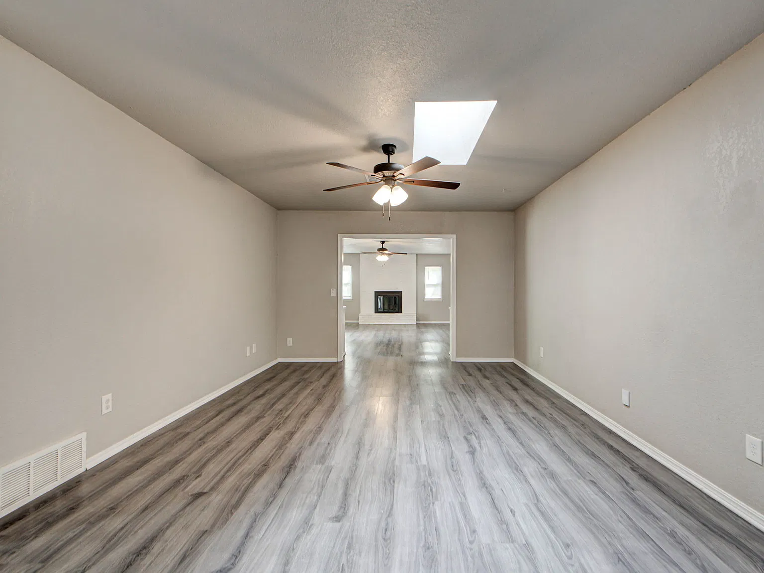 1600 Cambridge Drive - 1 — Photo 4