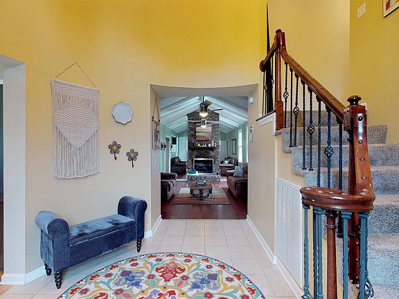 3rd image of 2941 Nautilus Dr