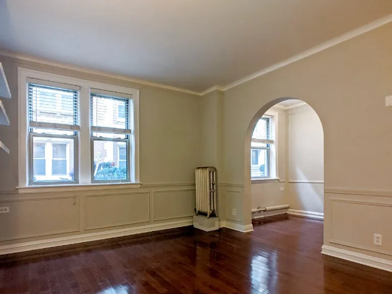 550 W Surf St #546-G — Photo 1