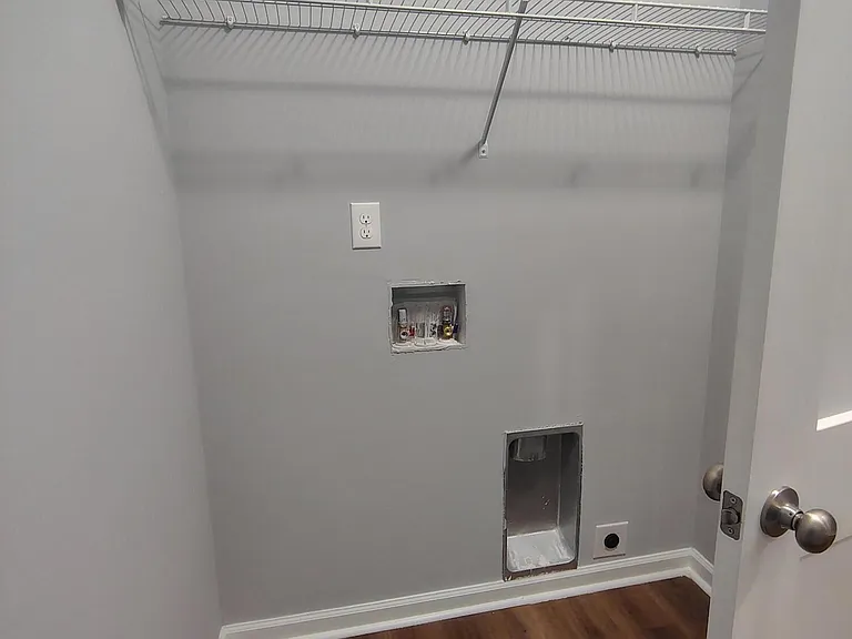 1061 Pinecrest Ave NW #A — Photo 21