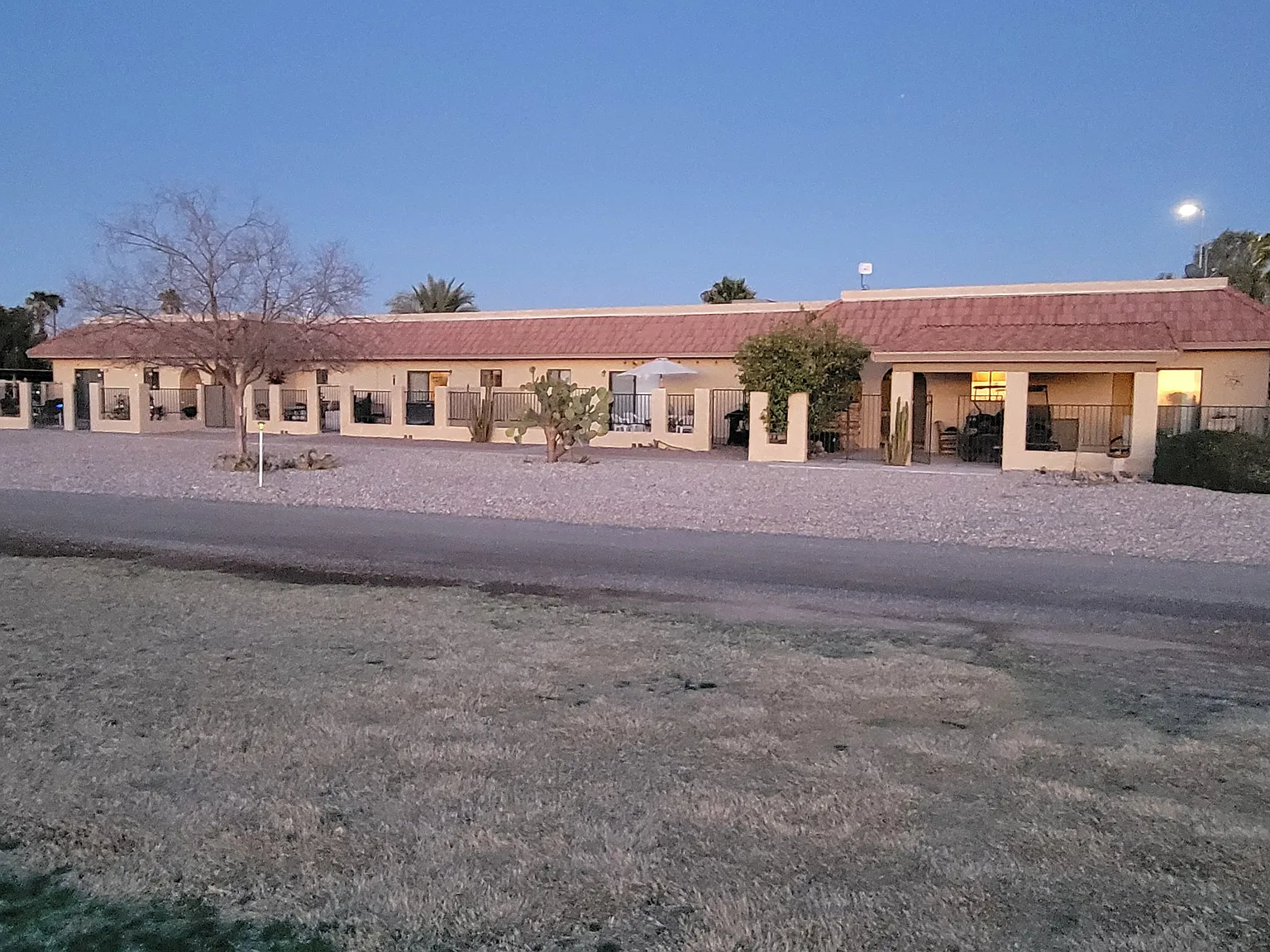2044 S Clubhouse Dr — Photo 3