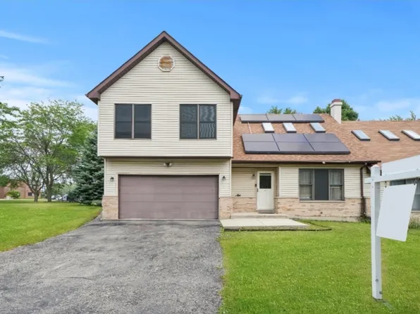 7175 Center Ave, Hanover Park, IL 60133