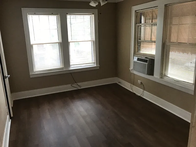 208 W Phillips St #200 — Photo 11