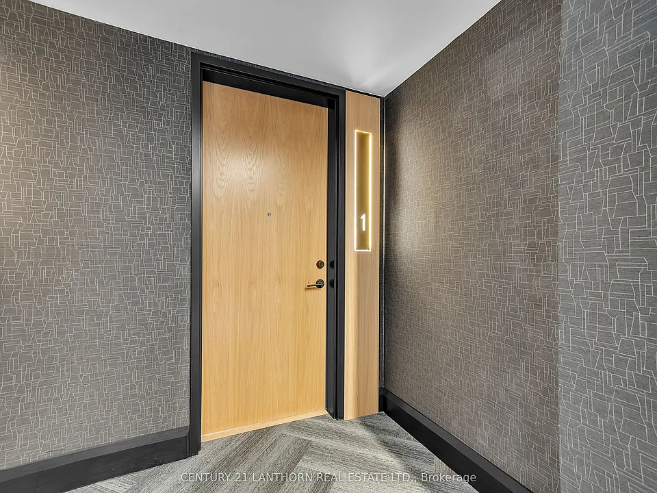 38 Front St #1