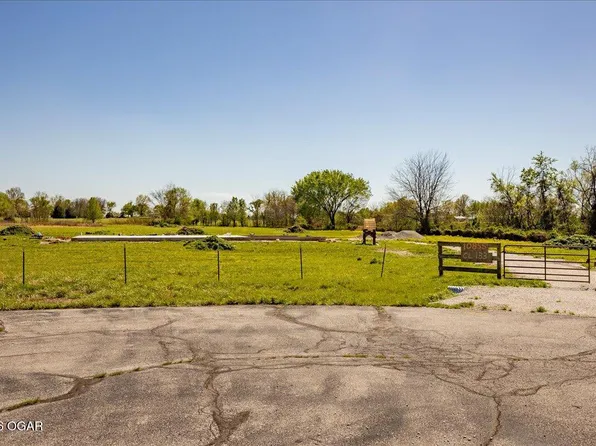 10855 County Ln #133, Carthage, MO 64836