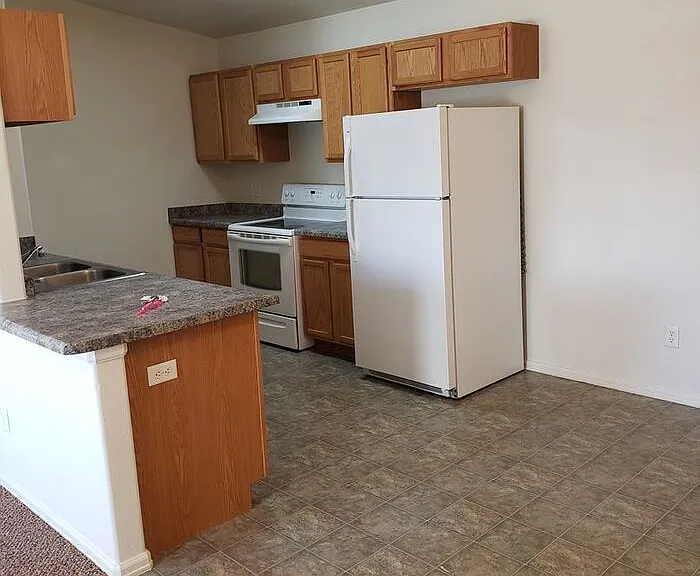 1733 Christopher Way — Photo 9