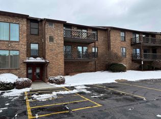 340 W Saint Joseph St APT 6, Green Bay, WI 54301