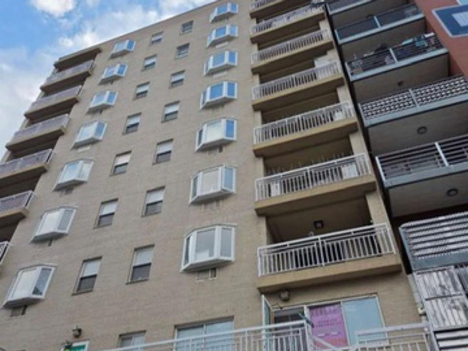 1st image of 14031 Cherry Avenue #4B