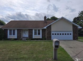 490 Grace Dr, Monroe, MI 48161