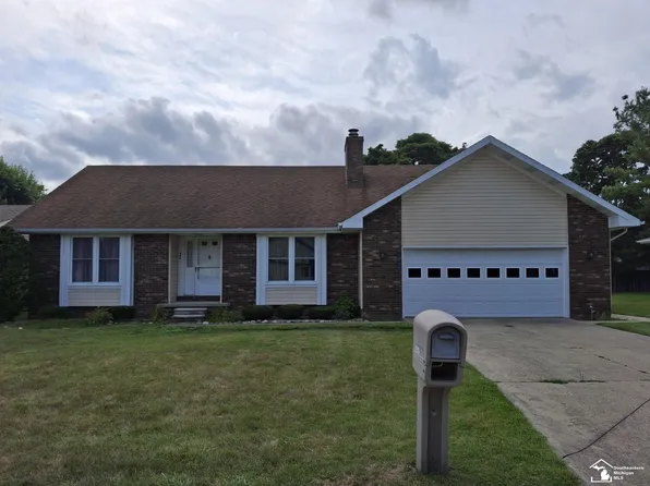490 Grace Dr, Monroe, MI 48161
