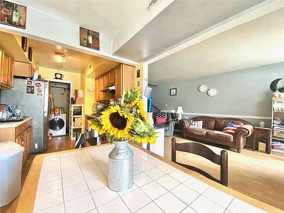 5th image of 94 Wolkoff Ln #21