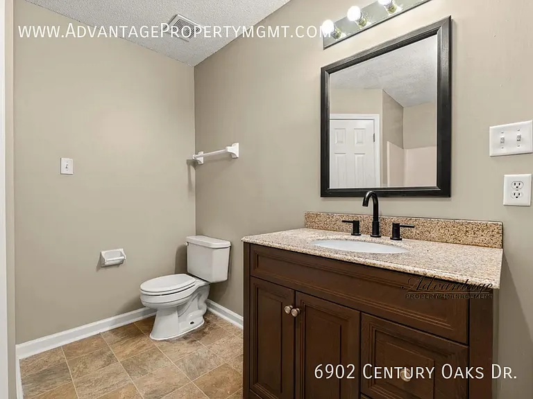 6902 Century Oaks Dr — Photo 15