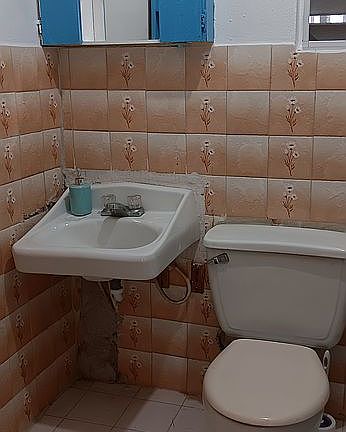 Unit 3, bathroom 