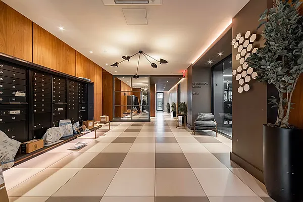 Rented by Twin Group | media 24