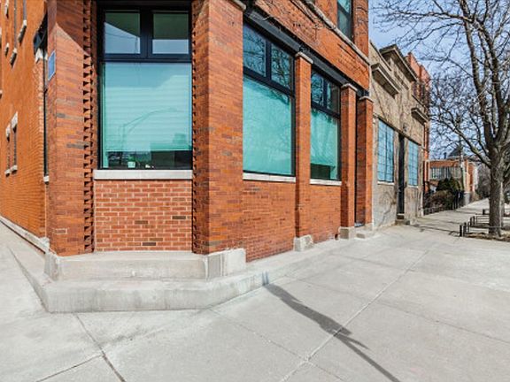 2nd image of 1801 N Bissell St #1801B-3F