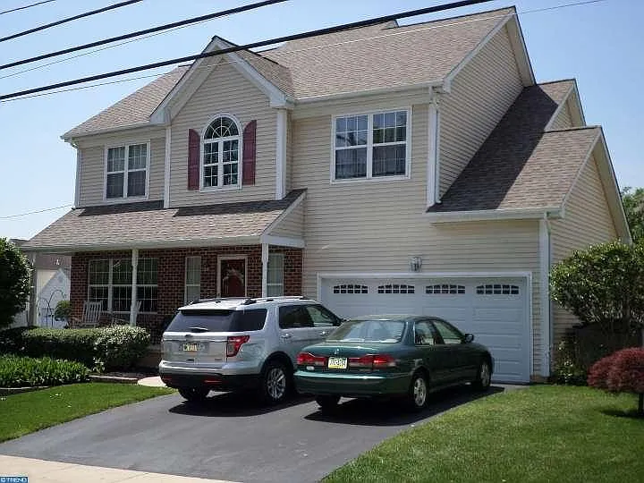 635 Amosland Rd photo 1