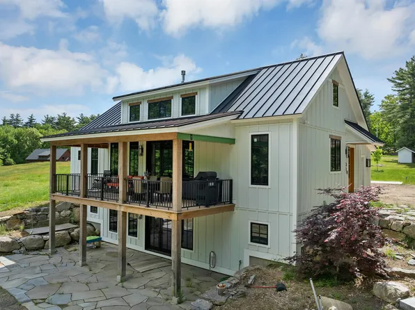 31 Powers Road, Meredith, NH 03253