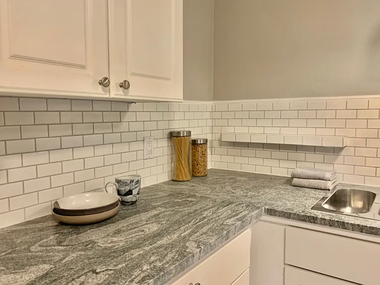 4837 Sandra Ln NE — Photo 10