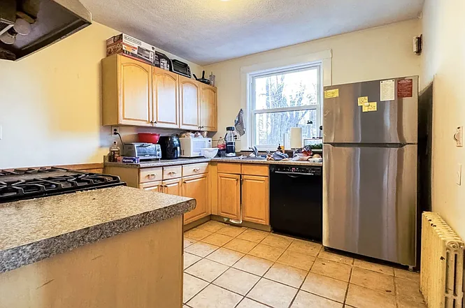 28 Manet Rd #2