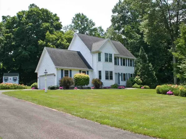 5 Viola Drive, East Hampton, CT 06424