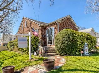 13360 115th St, South Ozone Park, NY 11420