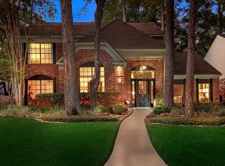 10 Robin Run Dr, Spring, TX 77381