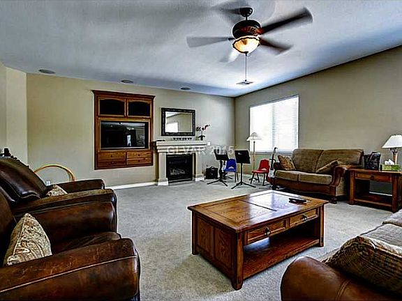 3rd image of 7141 Sudley Ct