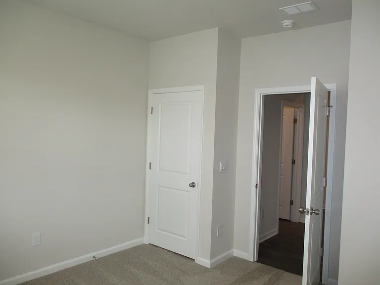 1443 Porchfield Dr — Photo 19