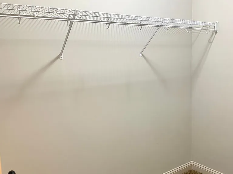 1533 Edgewater Ln — Photo 35