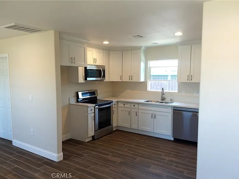 10148 Bel Air Ave — Photo 2
