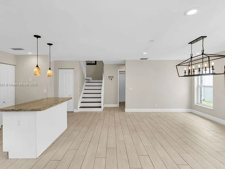 10766 Crescendo Cir #X — Photo 2