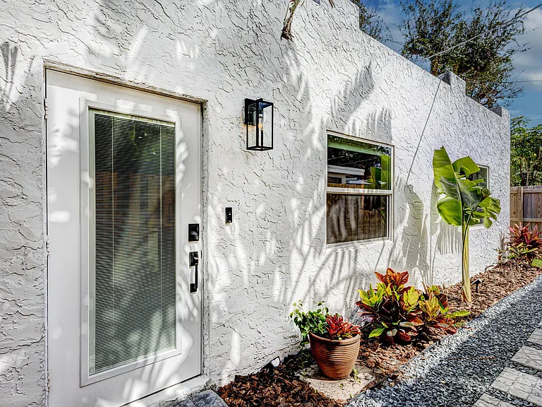 721 Franklin Rd — Photo 1