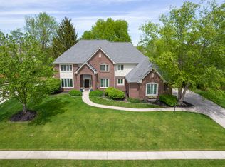 910 12th Oaks, Carmel, IN 46032