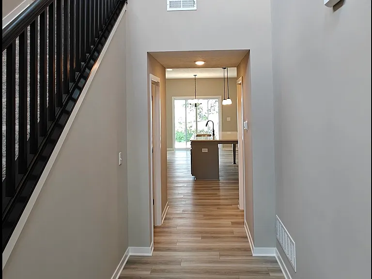 7074 Ashford Way — Photo 3