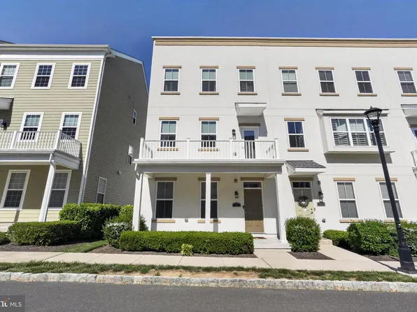 127 Prince George St, Bensalem, PA 19020