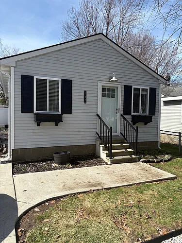 132 Maudlin St Photo 1