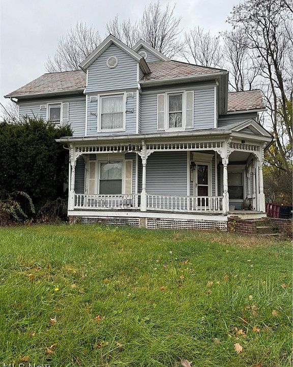 2nd image of 112 W Middle St