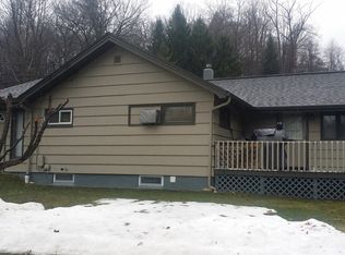 108 Shore Dr, Rochester, NY 14622